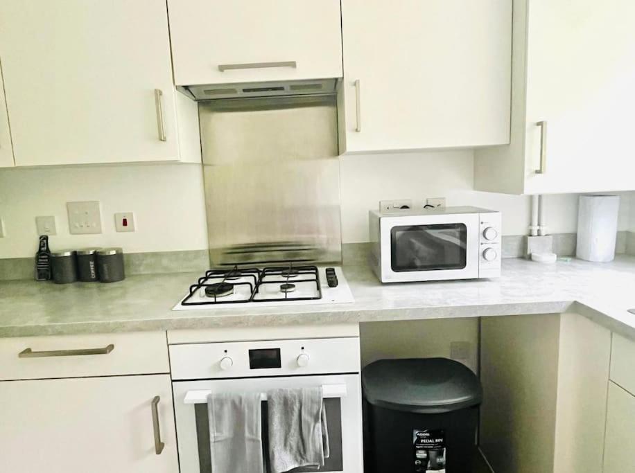 Ashford Retreat - Luxury With Double Parking Holiday home Ashford (Kent)